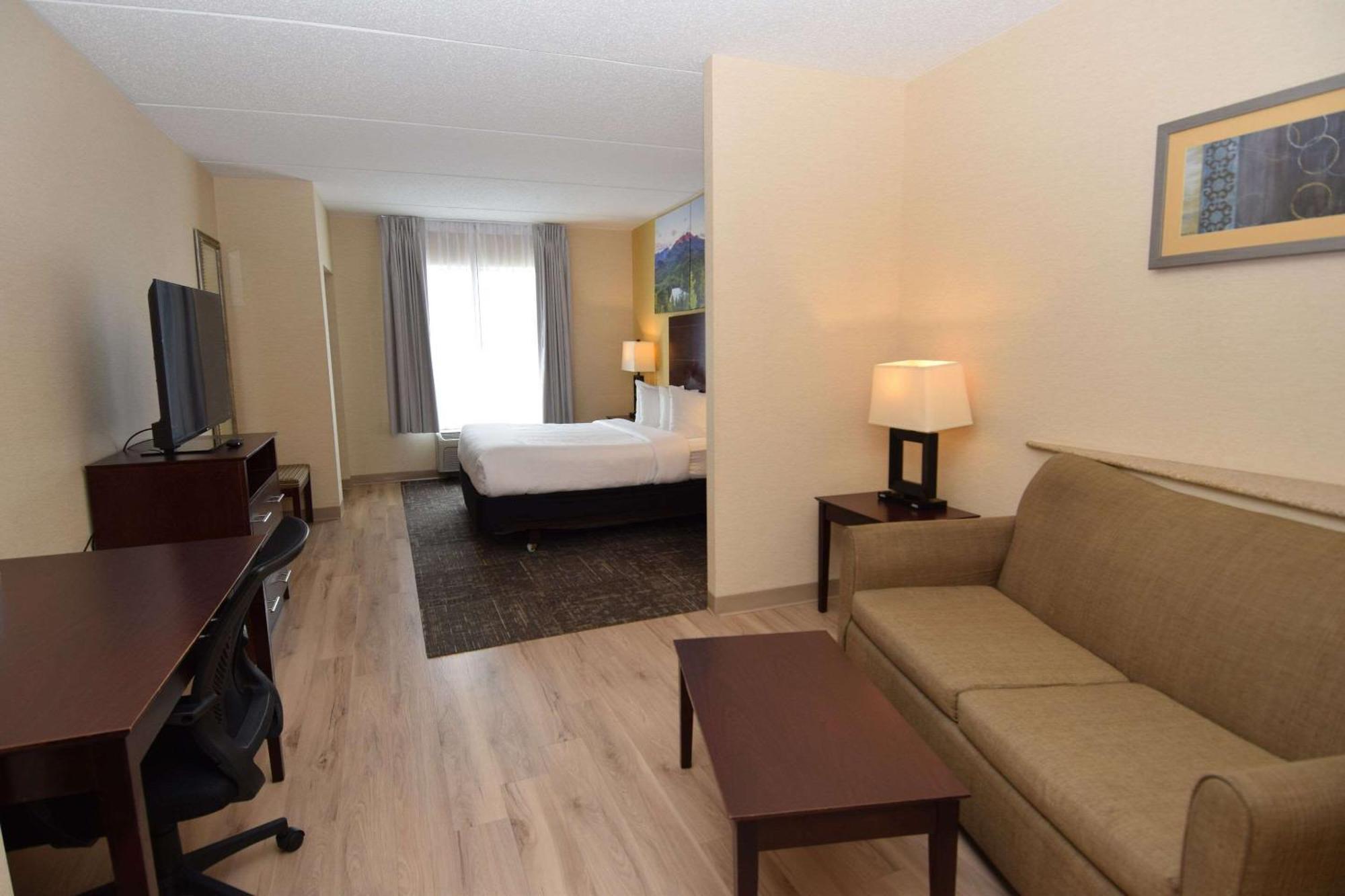 Hotel Comfort - Syracuse North 3*